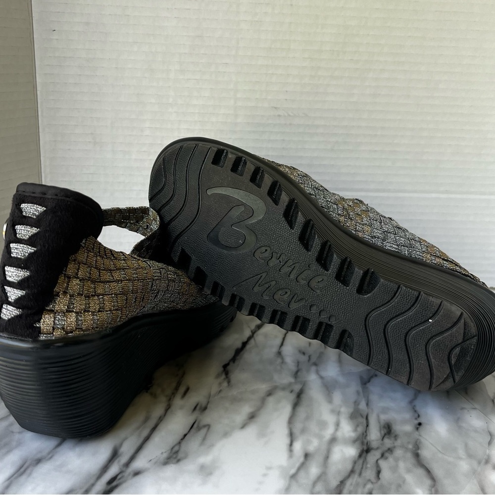 Bernie Mev Lulia open toe wedge heel peep toe woven shoes women’s size 10 - Picture 8 of 10